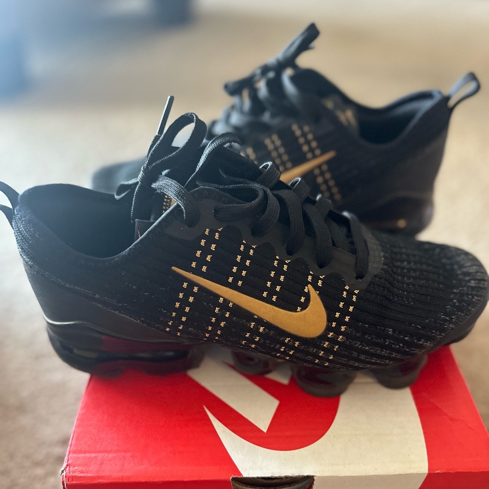 Gently worn Nike shoes